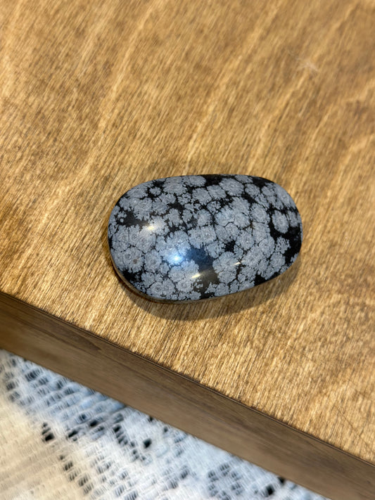 Snowflake Obsidian Palm Stone